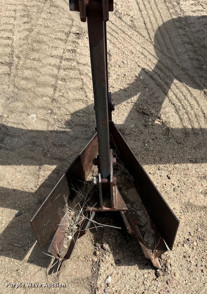 image for item OL9627 Row crop cultivator