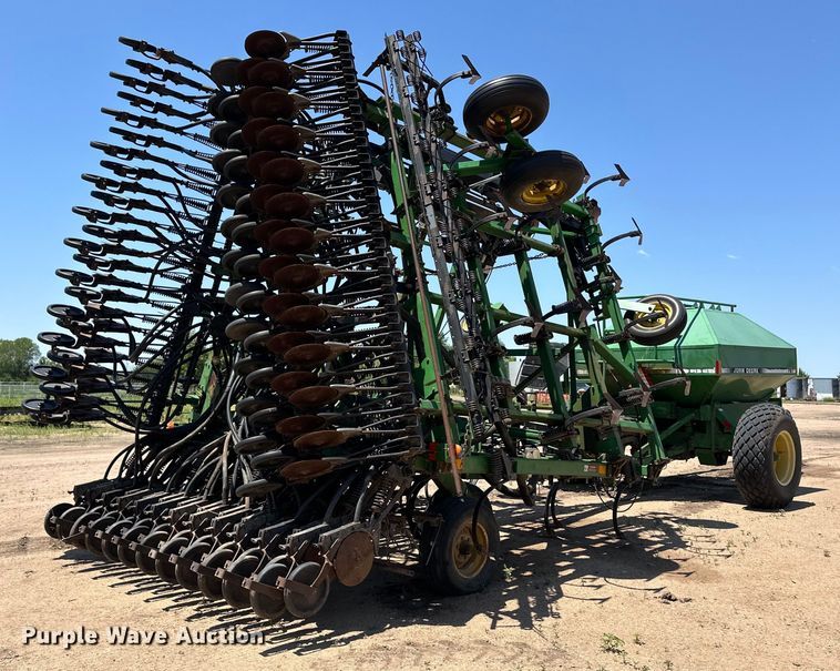 image for item OL9629 John Deere 730 air seeder