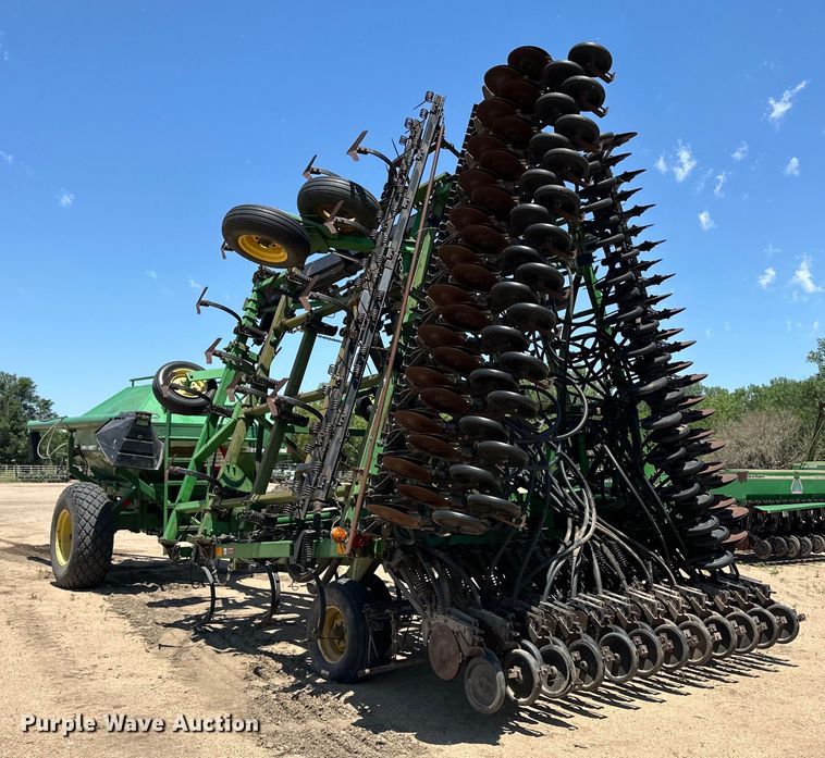 image for item OL9629 John Deere 730 air seeder
