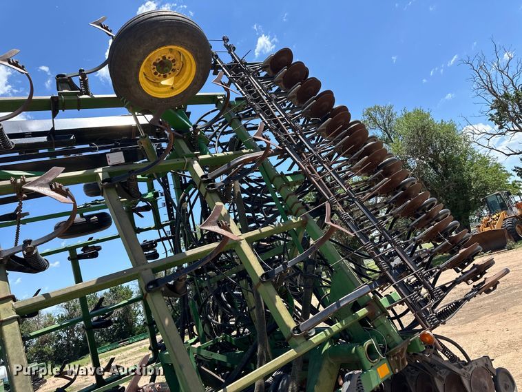 image for item OL9629 John Deere 730 air seeder
