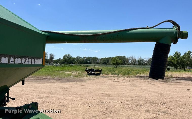 image for item OL9629 John Deere 730 air seeder