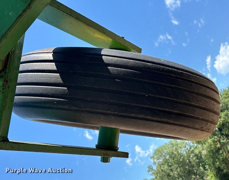 image for item OL9629 John Deere 730 air seeder