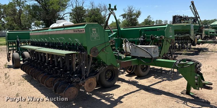 image for item OL9630 Great Plains Solid Stand 45 grain drill