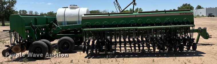 image for item OL9630 Great Plains Solid Stand 45 grain drill