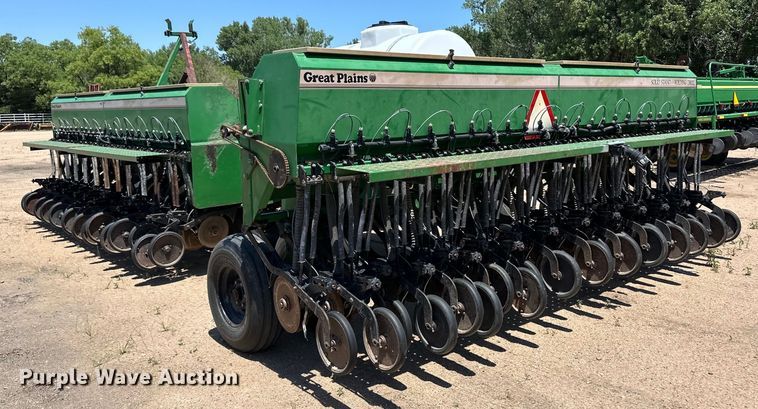 image for item OL9630 Great Plains Solid Stand 45 grain drill