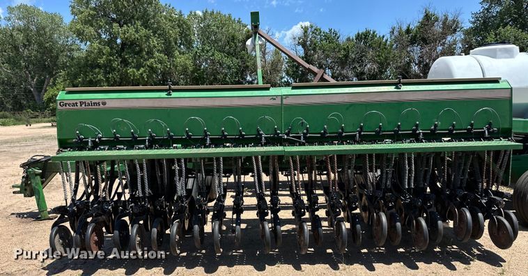 image for item OL9630 Great Plains Solid Stand 45 grain drill