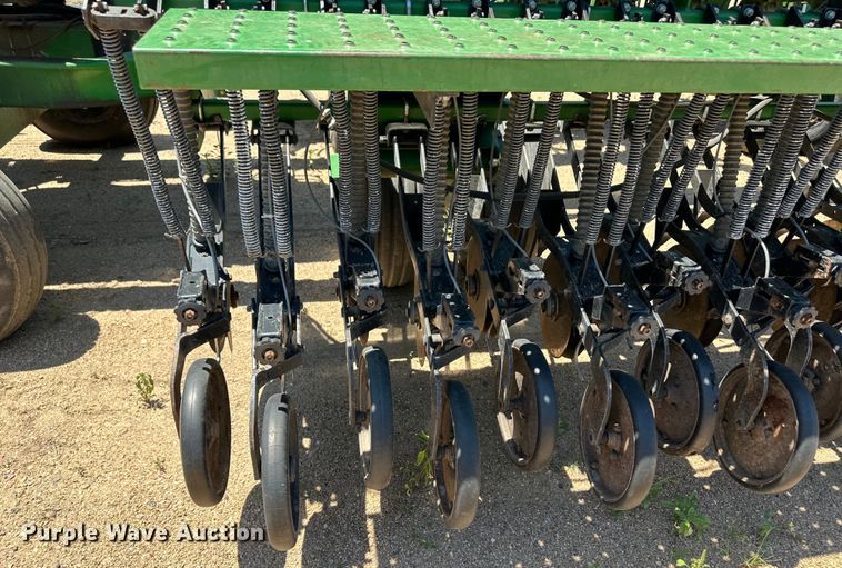 image for item OL9630 Great Plains Solid Stand 45 grain drill