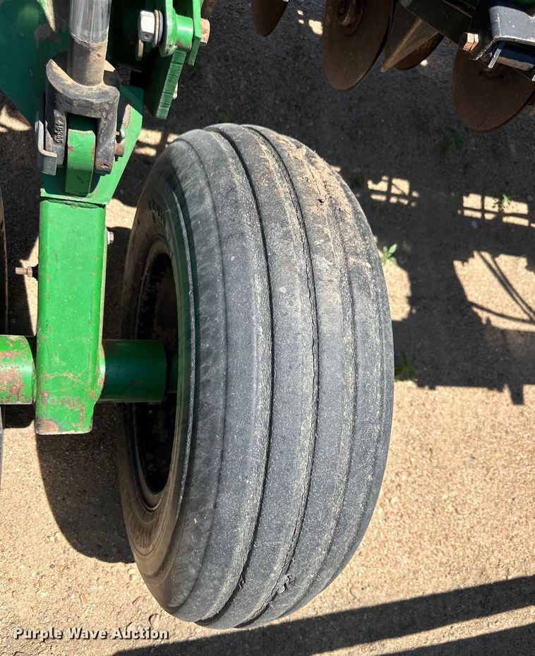 image for item OL9630 Great Plains Solid Stand 45 grain drill