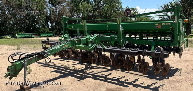 image for item OL9631 John Deere 1520 grain drill