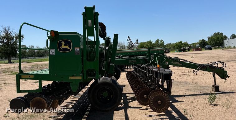 image for item OL9631 John Deere 1520 grain drill