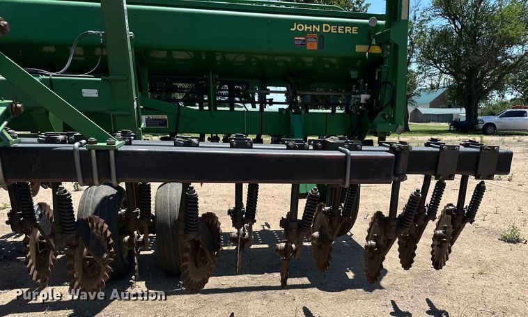 image for item OL9631 John Deere 1520 grain drill