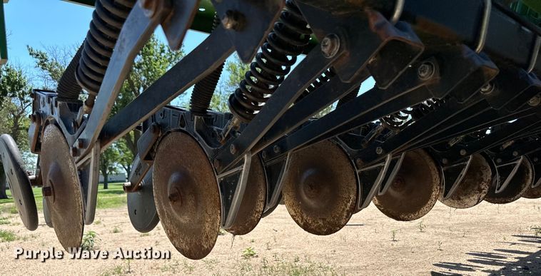 image for item OL9631 John Deere 1520 grain drill