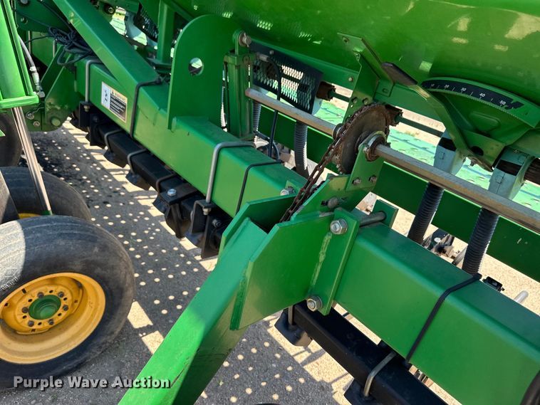image for item OL9631 John Deere 1520 grain drill