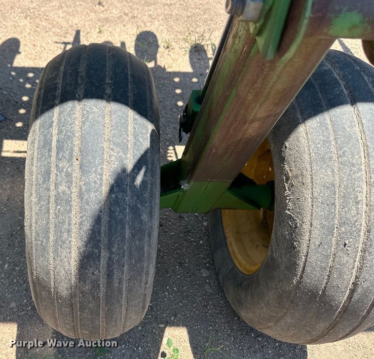 image for item OL9631 John Deere 1520 grain drill