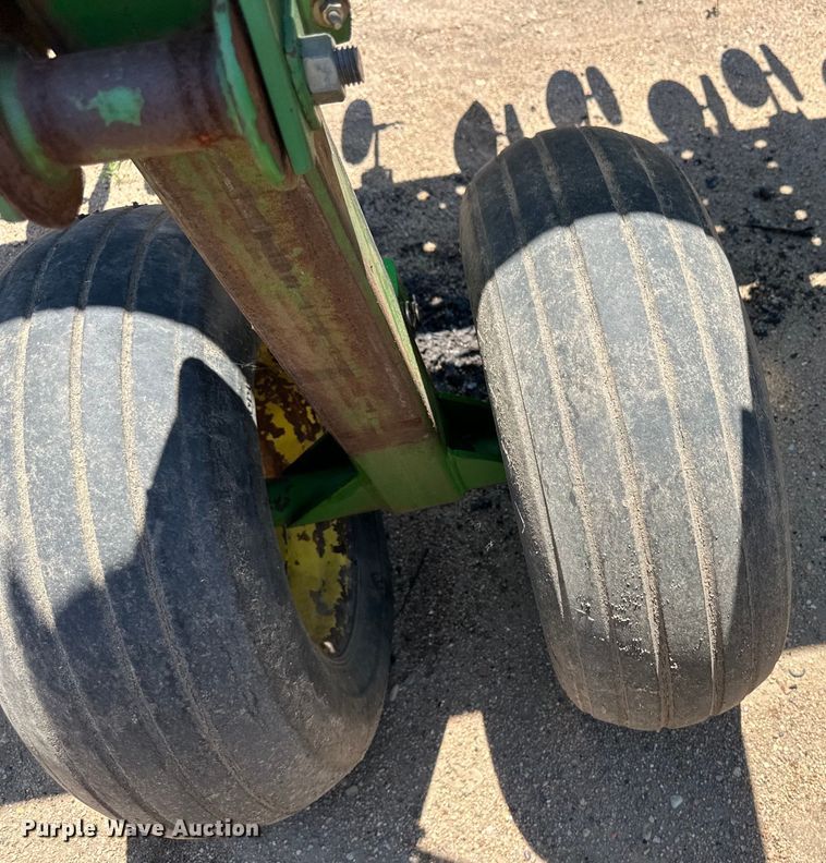 image for item OL9631 John Deere 1520 grain drill