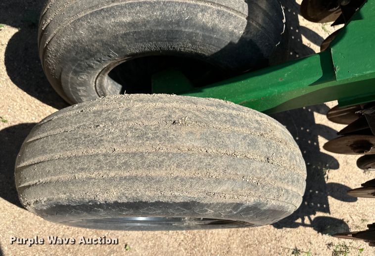 image for item OL9632 Great Plains Solid Stand 30 grain drill