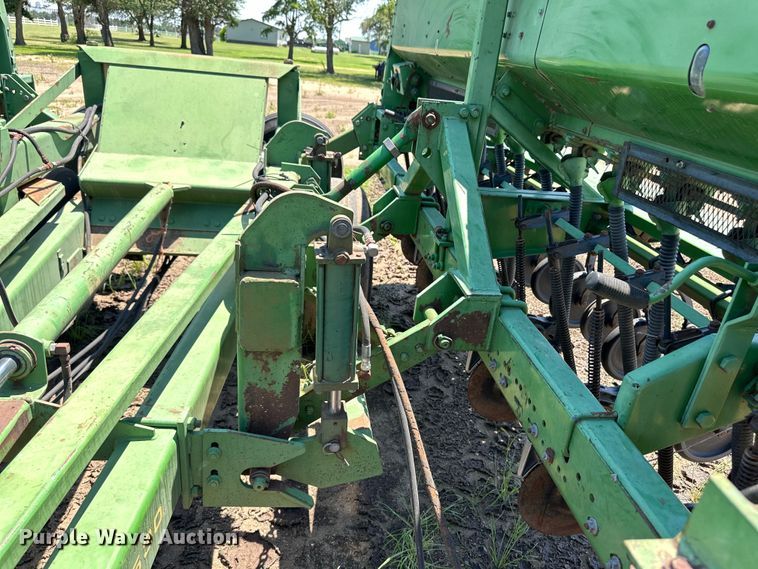 image for item OL9633 (2) John Deere 515 drills
