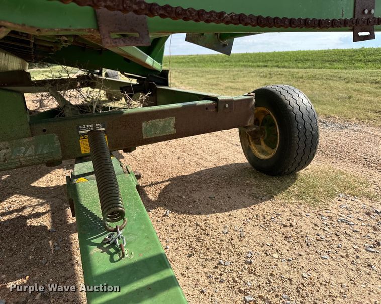 image for item OL9640 John Deere 853A all-crop head