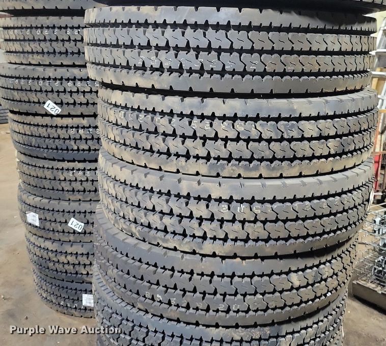 (8) 11R22.5 tires in Shakopee, MN Item DG0441 for sale Purple Wave