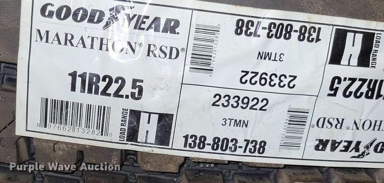 image for item DG0441 (8) 11R22.5 tires