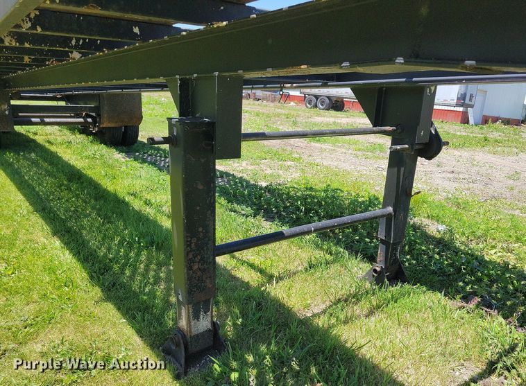 image for item DG0640 1992 Monroe car carrier trailer