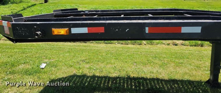 image for item DG0640 1992 Monroe car carrier trailer