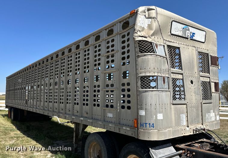 image for item DK6640 1994 Wilson PSAL-301 livestock trailer