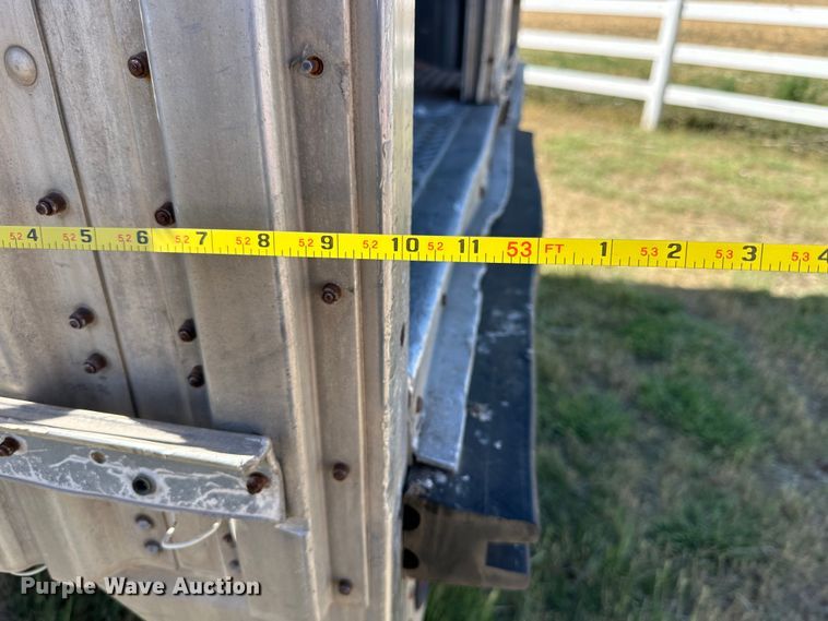 image for item DK6640 1994 Wilson PSAL-301 livestock trailer