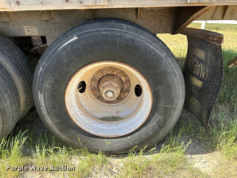 image for item DK6640 1994 Wilson PSAL-301 livestock trailer