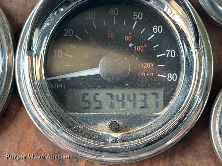 image for item DK6645 2003 Peterbilt 379 semi truck