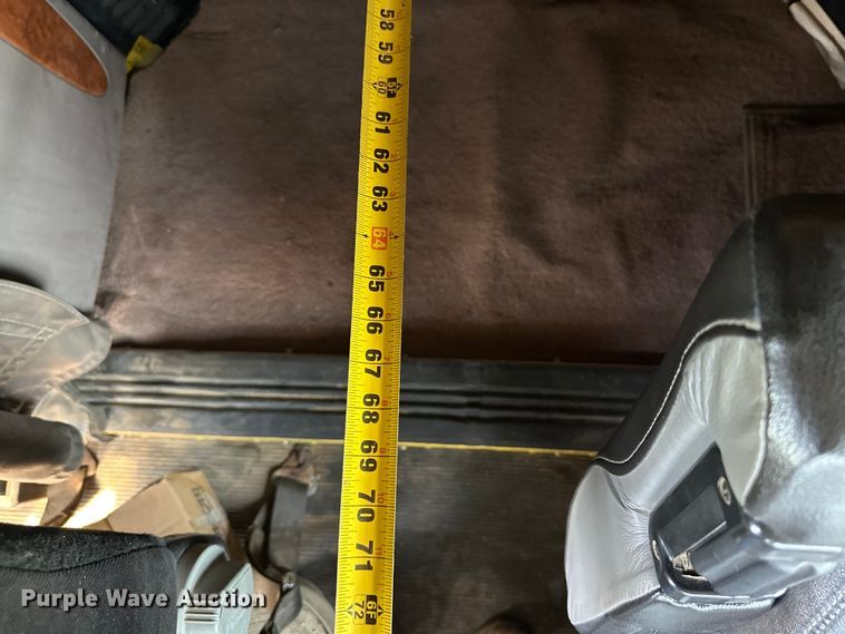 image for item DK6645 2003 Peterbilt 379 semi truck