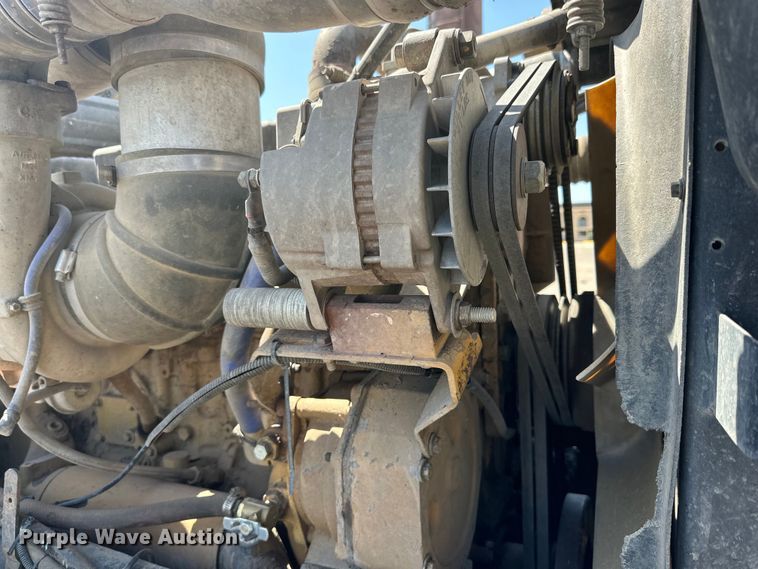 image for item DK6645 2003 Peterbilt 379 semi truck