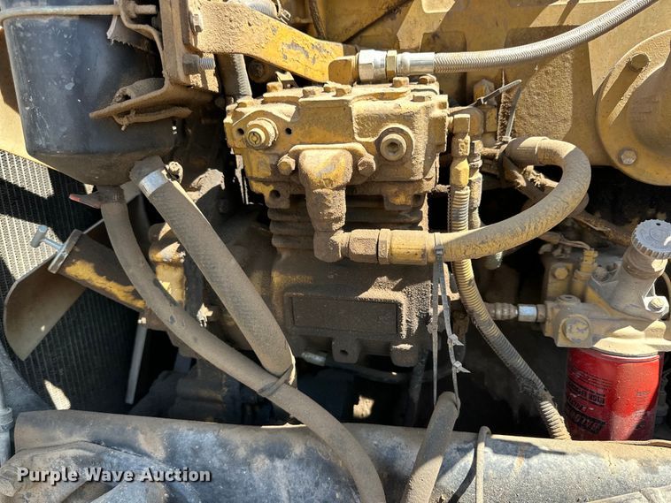 image for item DK6645 2003 Peterbilt 379 semi truck