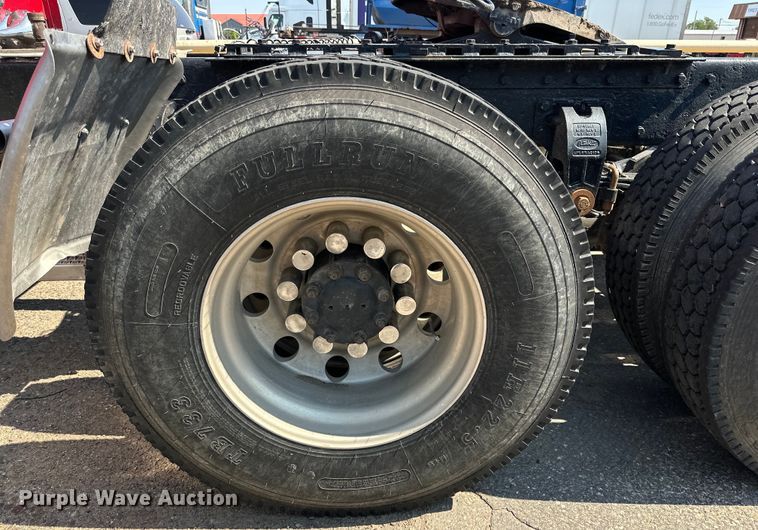 image for item DK6645 2003 Peterbilt 379 semi truck