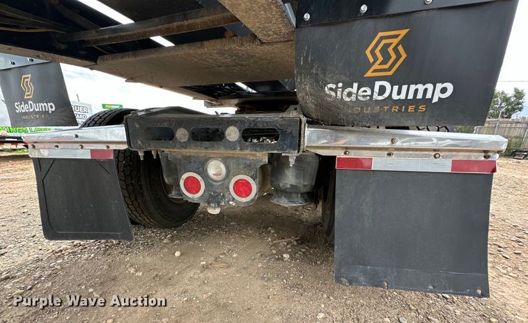 image for item DK6670 2016 Freightliner Cascadia semi truck