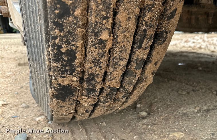 image for item DK6670 2016 Freightliner Cascadia semi truck