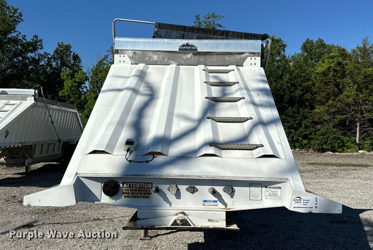 image for item DL4423 2019 Armor Lite SBD-40 bottom dump trailer