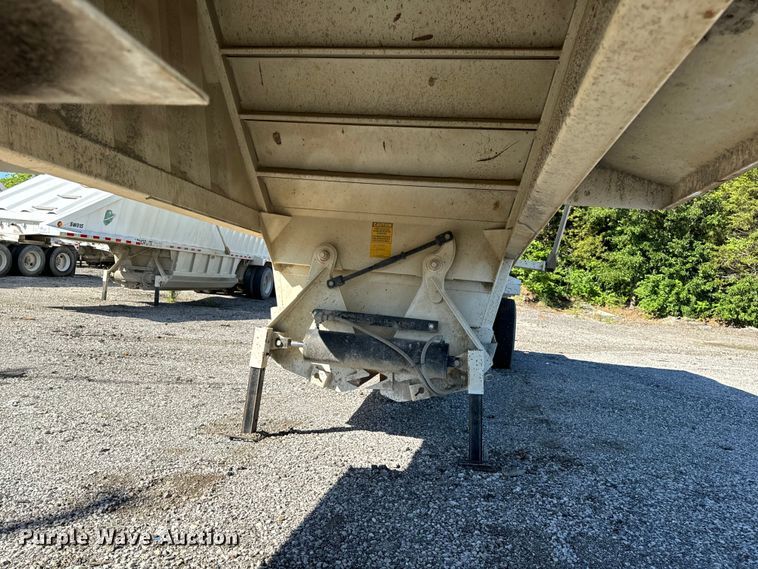 image for item DL4423 2019 Armor Lite SBD-40 bottom dump trailer