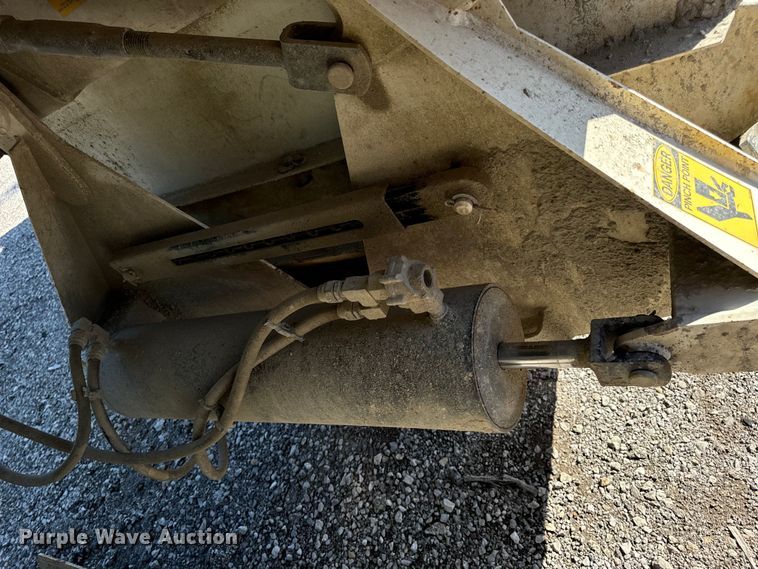 image for item DL4423 2019 Armor Lite SBD-40 bottom dump trailer