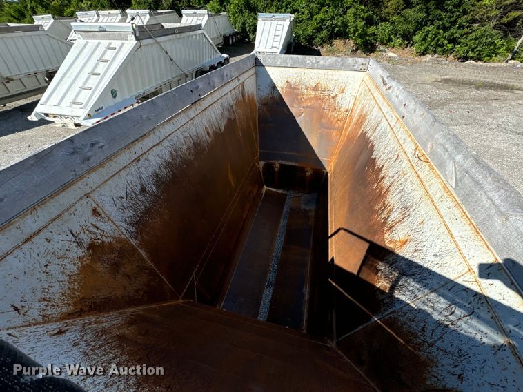 image for item DL4423 2019 Armor Lite SBD-40 bottom dump trailer