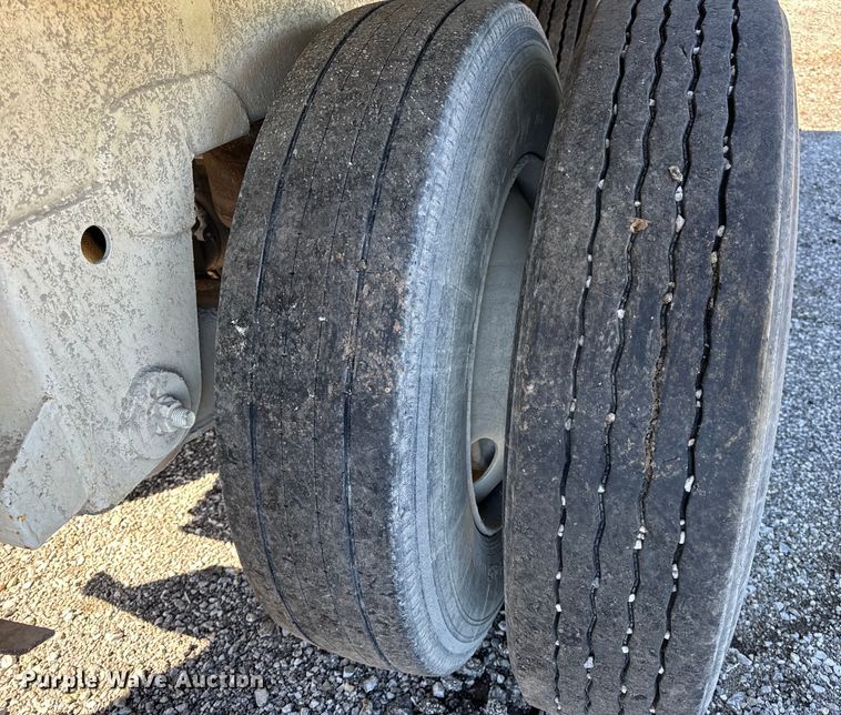 image for item DL4423 2019 Armor Lite SBD-40 bottom dump trailer