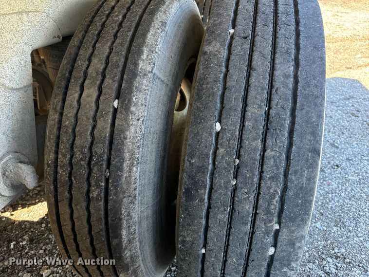 image for item DL4423 2019 Armor Lite SBD-40 bottom dump trailer