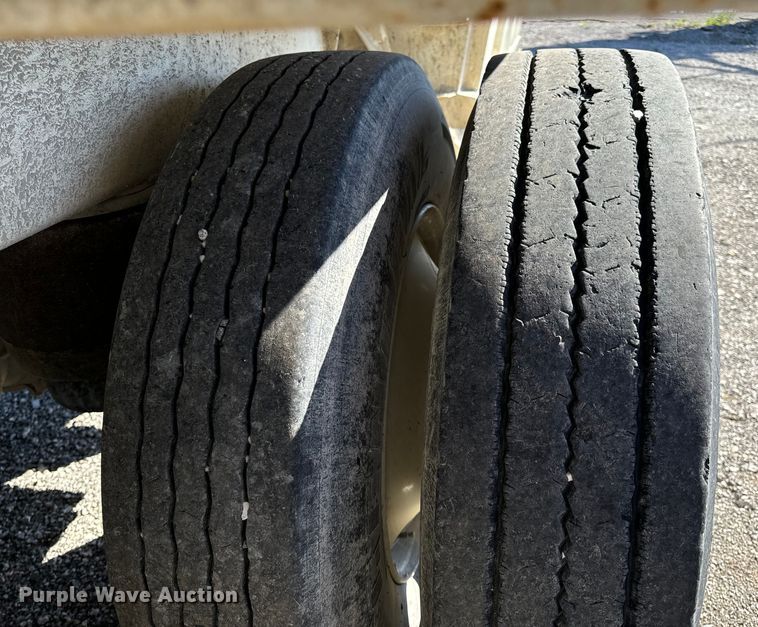 image for item DL4423 2019 Armor Lite SBD-40 bottom dump trailer