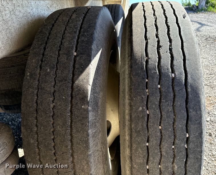 image for item DL4423 2019 Armor Lite SBD-40 bottom dump trailer