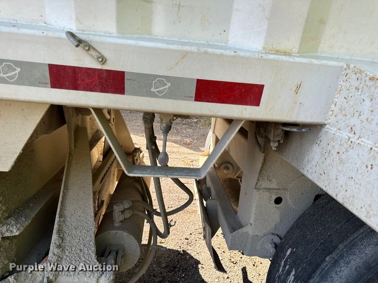 image for item DL4424 2019 Armor Lite SBD-40 bottom dump trailer