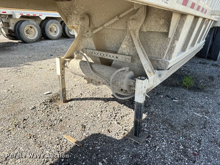 image for item DL4425 2019 Armor Lite SBD-40 bottom dump trailer
