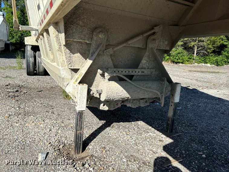image for item DL4425 2019 Armor Lite SBD-40 bottom dump trailer