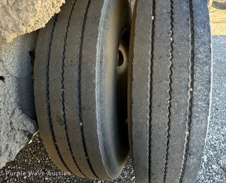 image for item DL4425 2019 Armor Lite SBD-40 bottom dump trailer