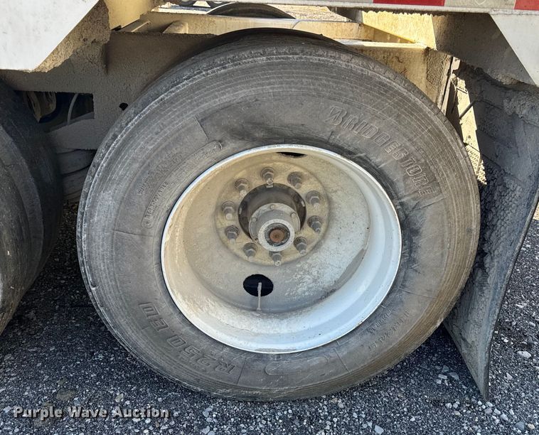 image for item DL4425 2019 Armor Lite SBD-40 bottom dump trailer