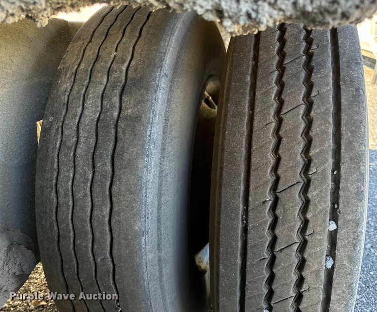 image for item DL4425 2019 Armor Lite SBD-40 bottom dump trailer